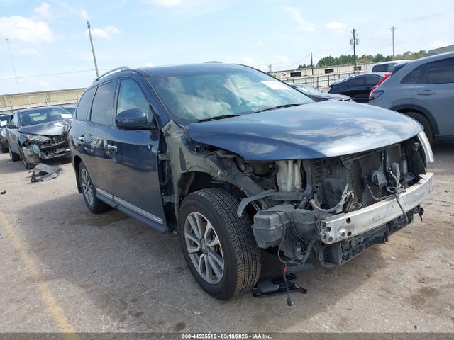 nissan pathfinder 2016 — Звіт по VIN