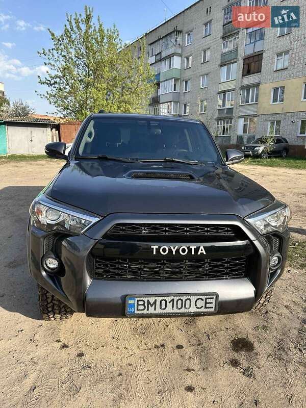 toyota 4runner sr 2019 — Звіт по VIN