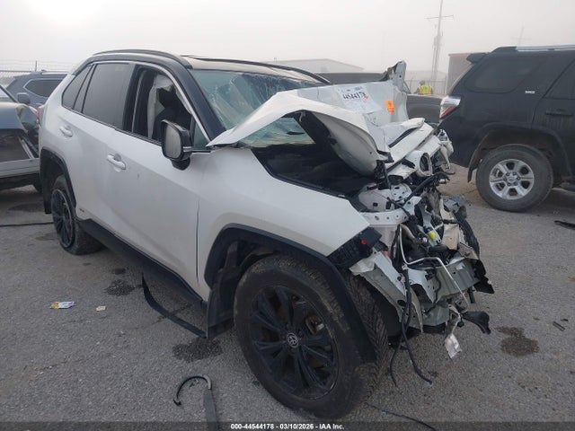 toyota rav4 2022 — VIN 2T3E6RFV6NW035737